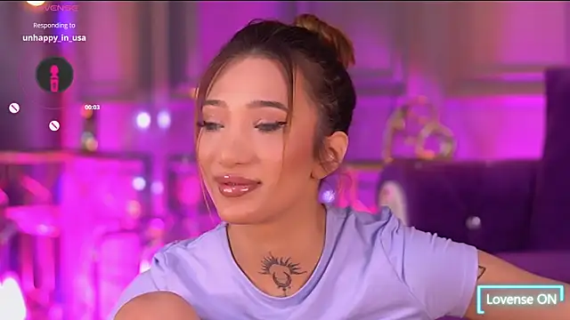 Snapshot of SiennaJayden chatting on November 14, 2025, 7:06 pm SiennaJayden online show from November 14, 2025, 7:06 pm