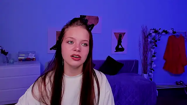 Snapshot of BetsyKiss chatting on October 22, 2025, 5:18 am BetsyKiss online show from October 22, 2025, 5:18 am