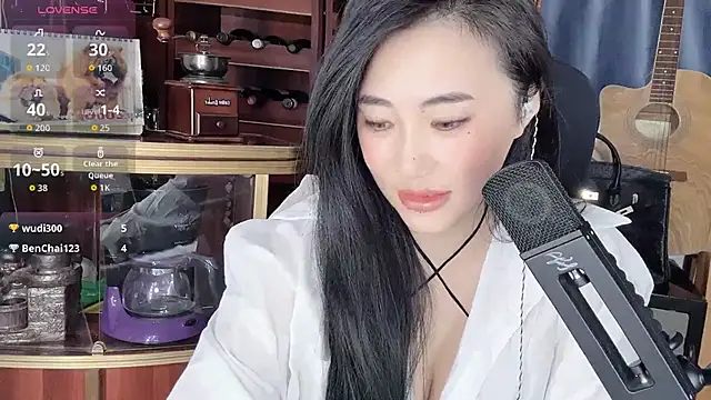 Snapshot of A-Lin-666 chatting on September 19, 2025, 5:55 am A-Lin-666 online show from September 19, 2025, 5:55 am