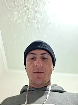 Snapshot of Bottz777 chatting on November 2, 2025, 12:26 am Bottz777 online show from November 2, 2025, 12:26 am