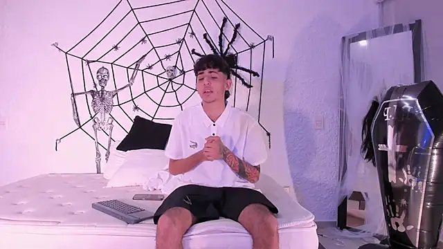 j martony online show from October 27, 2025, 12:17 pm