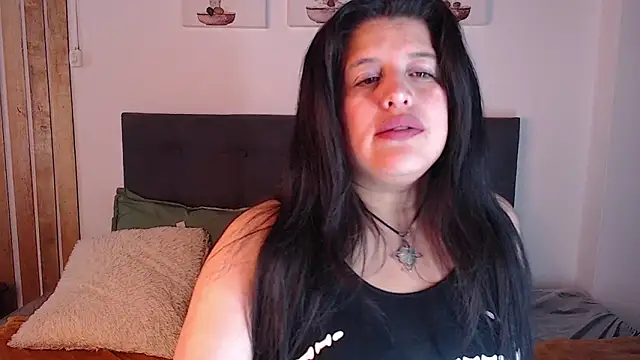 Andrea secret  online show from November 2, 2025, 2:11 pm