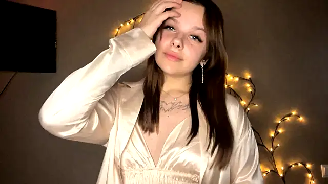 Snapshot of Vickypiki chatting on September 30, 2025, 3:29 pm Vickypiki online show from September 30, 2025, 3:29 pm