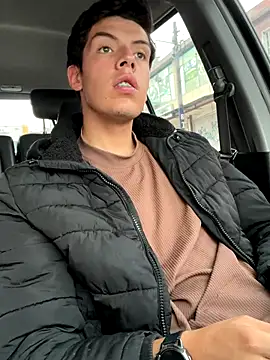 mattebret11 online show from October 30, 2025, 3:20 pm