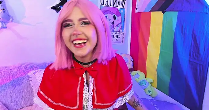 NekoWaifu online show from October 24, 2025, 1:32 pm