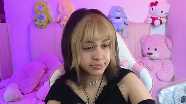 NekoWaifu online show from March 12, 2026, 2:21 pm