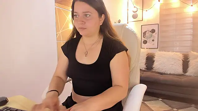 sophiee09  online show from October 24, 2025, 1:54 pm