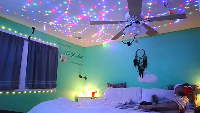 Snapshot of versatilevortex chatting on October 23, 2025, 2:10 am versatilevortex online show from October 23, 2025, 2:10 am