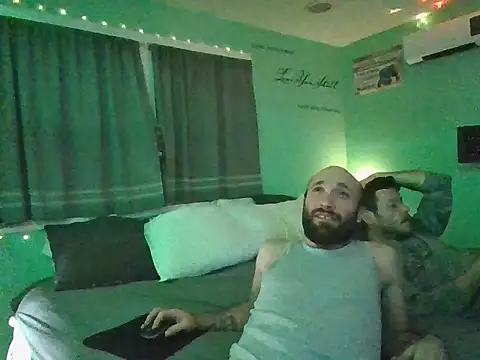 Snapshot of versatilevortex chatting on November 17, 2025, 5:33 am versatilevortex online show from November 17, 2025, 5:33 am