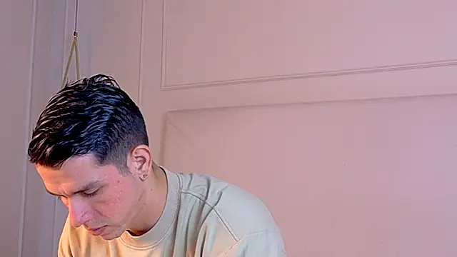 ZaneDawson online show from October 21, 2025, 3:39 am