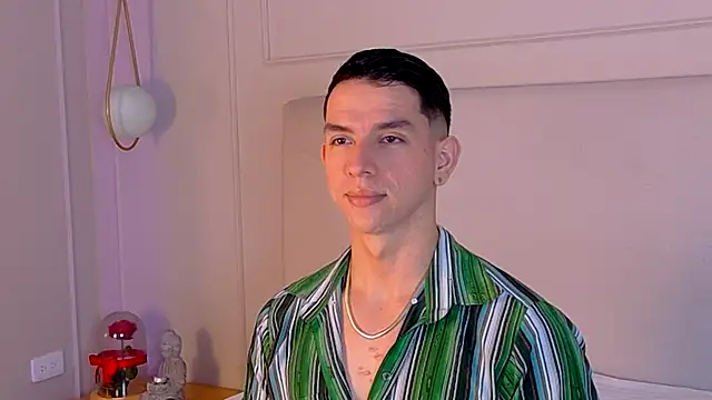 ZaneDawson online show from October 31, 2025, 3:47 am