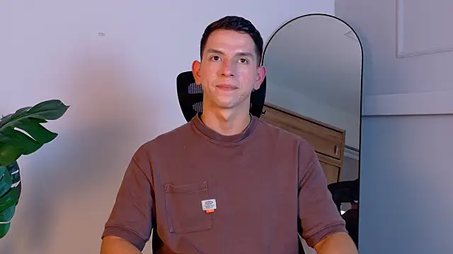 ZaneDawson online show from May 19, 2026, 1:56 am