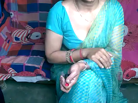 Sangeetha5 online show from November 18, 2025, 7:39 pm