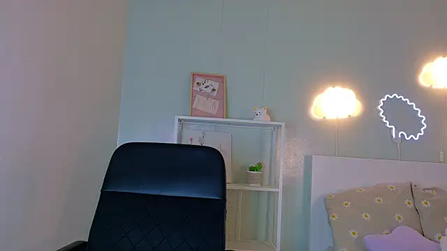 SarahEvans    online show from November 8, 2025, 7:39 pm