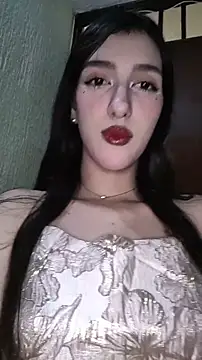 Emily-hottson online show from January 9, 2026, 5:25 am