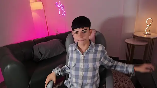 Peter chase online show from November 29, 2025, 6:08 pm