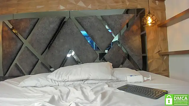 Snapshot of Scarlet__Jones_ chatting on September 26, 2025, 8:49 pm Scarlet Jones online show from September 26, 2025, 8:49 pm