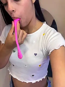 Ambersfoxx online show from February 9, 2026, 3:10 pm