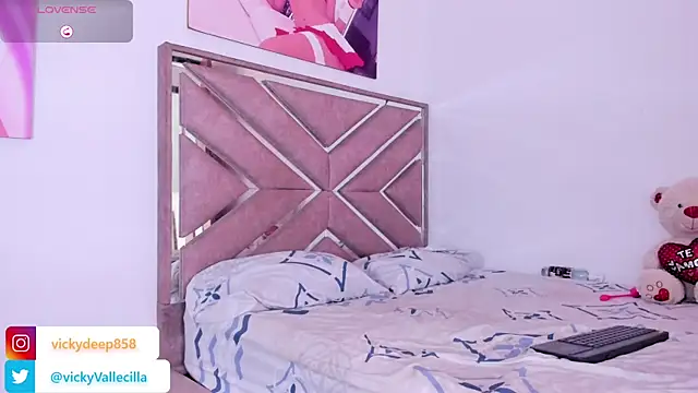 Snapshot of Cristal_Deep_ass chatting on October 9, 2025, 1:00 pm Cristal Deep ass online show from October 9, 2025, 1:00 pm