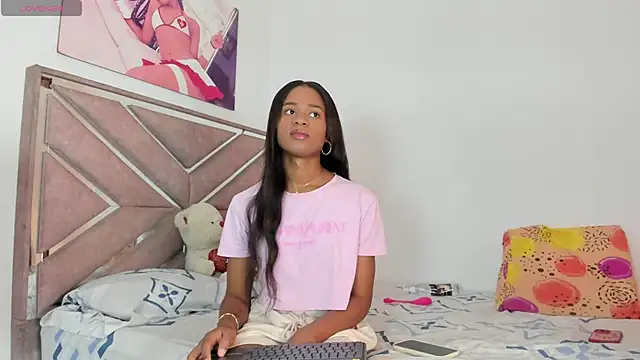 Snapshot of Cristal_Deep_ass chatting on October 7, 2025, 12:50 pm Cristal Deep ass online show from October 7, 2025, 12:50 pm