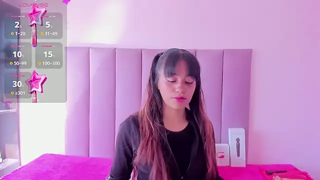 Snapshot of HoollyHendrix chatting on September 25, 2025, 7:42 pm HoollyHendrix online show from September 25, 2025, 7:42 pm