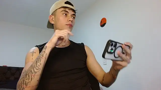 jaico santos online show from February 15, 2026, 11:25 pm