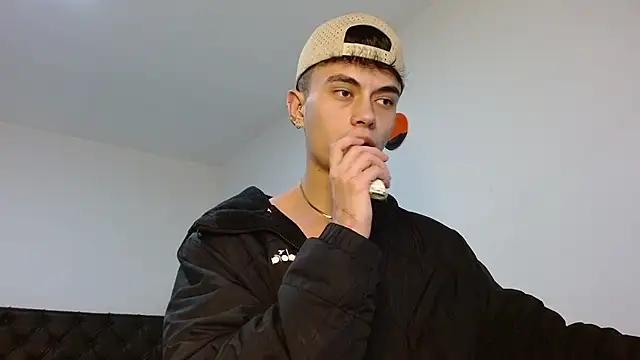 jaico santos online show from February 17, 2026, 10:29 pm