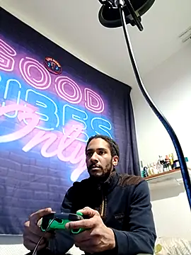 Mikaaa97 online show from February 22, 2026, 12:24 am