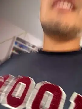 Snapshot of tomy_hot20 chatting on November 7, 2025, 9:19 pm tomy hot20 online show from November 7, 2025, 9:19 pm