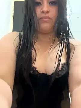 Snapshot of Cherry_kissxx chatting on October 8, 2025, 3:41 am Cherry kissxx online show from October 8, 2025, 3:41 am