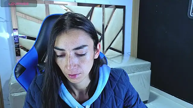 Maily a  online show from April 9, 2026, 2:57 am