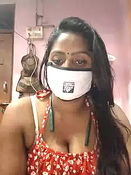 Jasmine Januja online show from December 3, 2025, 4:06 pm
