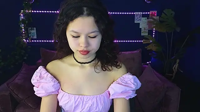 Snapshot of moco_choco chatting on February 6, 2026, 1:23 am moco choco online show from February 6, 2026, 1:23 am