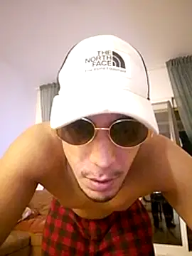 Snapshot of sagarin2025 chatting on November 19, 2025, 9:59 pm sagarin2025 online show from November 19, 2025, 9:59 pm