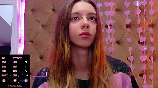 Snapshot of CoraVex chatting on February 24, 2026, 4:57 am CoraVex online show from February 24, 2026, 4:57 am