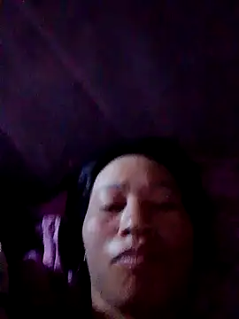 Snapshot of donna-bae chatting on March 13, 2026, 10:15 pm donna-bae online show from March 13, 2026, 10:15 pm