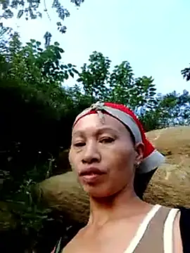 Snapshot of donna-bae chatting on October 28, 2025, 11:58 pm donna-bae online show from October 28, 2025, 11:58 pm