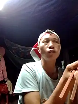 Snapshot of donna-bae chatting on October 13, 2025, 12:29 pm donna-bae online show from October 13, 2025, 12:29 pm