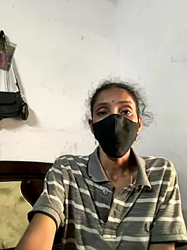 sweetreddy-02 online show from November 11, 2025, 7:58 am