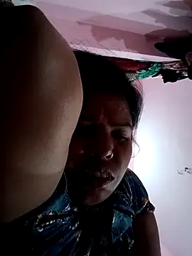 Hott locky online show from November 7, 2025, 12:26 am