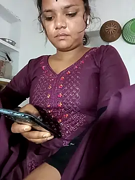 Hot Shredha online show from October 18, 2025, 10:50 am