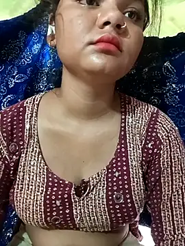 Hot Shredha online show from October 15, 2025, 4:11 am