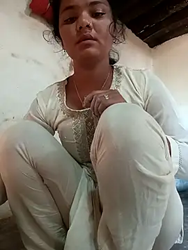 Hot Shredha online show from November 3, 2025, 3:01 am