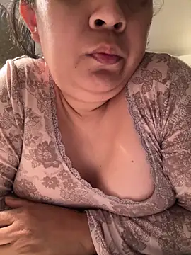 Snapshot of Spicyja chatting on September 16, 2025, 1:56 pm Spicyja online show from September 16, 2025, 1:56 pm