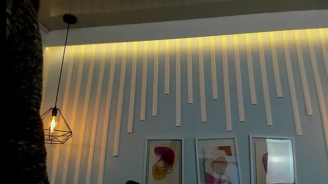 Snapshot of SweetStarr_ chatting on October 15, 2025, 12:46 pm SweetStarr online show from October 15, 2025, 12:46 pm