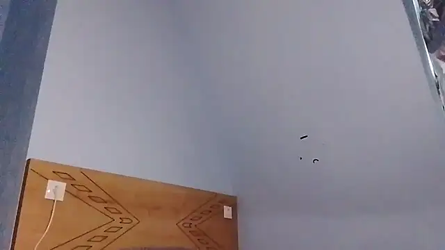 lesyawhite online show from October 20, 2025, 1:44 pm