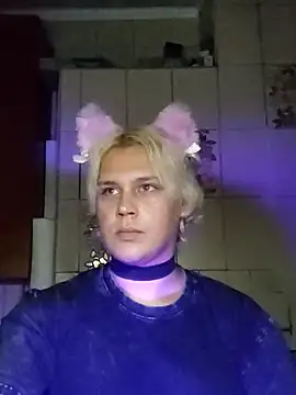 Snapshot of MargoShein chatting on October 4, 2025, 8:10 pm MargoShein online show from October 4, 2025, 8:10 pm