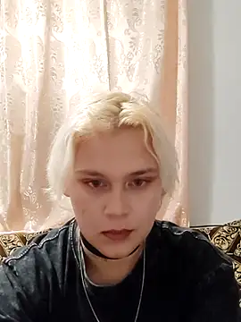 Snapshot of MargoShein chatting on September 30, 2025, 4:24 pm MargoShein online show from September 30, 2025, 4:24 pm