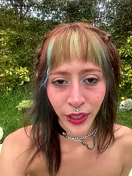 Nymphel1Moth online show from September 29, 2025, 3:39 pm