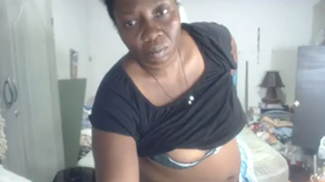 rachelexoticgirl online show from May 26, 2026, 3:59 am